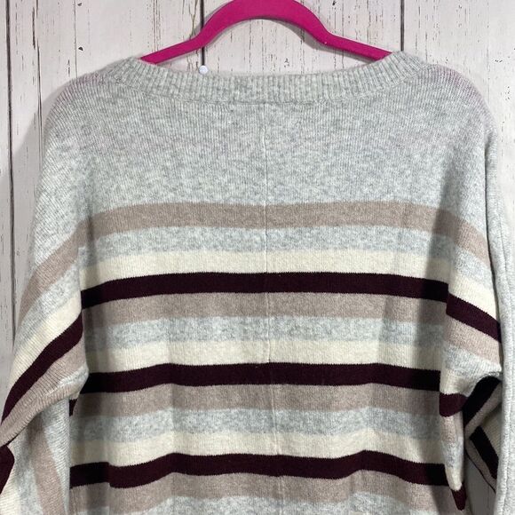 LOFT Gray Striped Crewneck Sweater Size S Cozy Minimalist Fall Knit Neutral - Picture 12 of 14